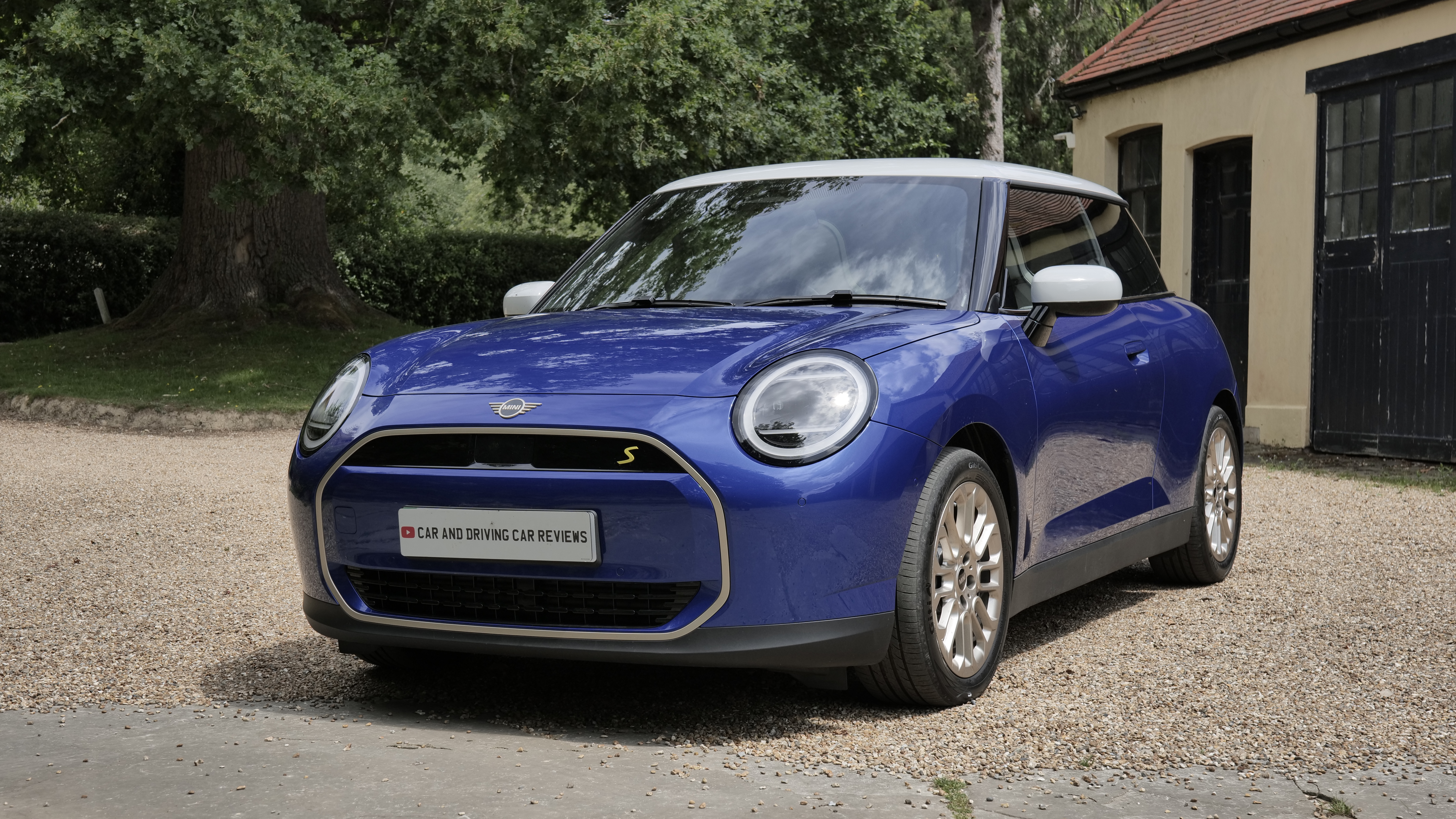 MINI COOPER ELECTRIC HATCHBACK 160kW SE Classic 54kWh 3dr Auto